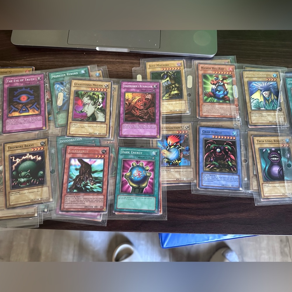 Yu-Gi-Oh cards base set